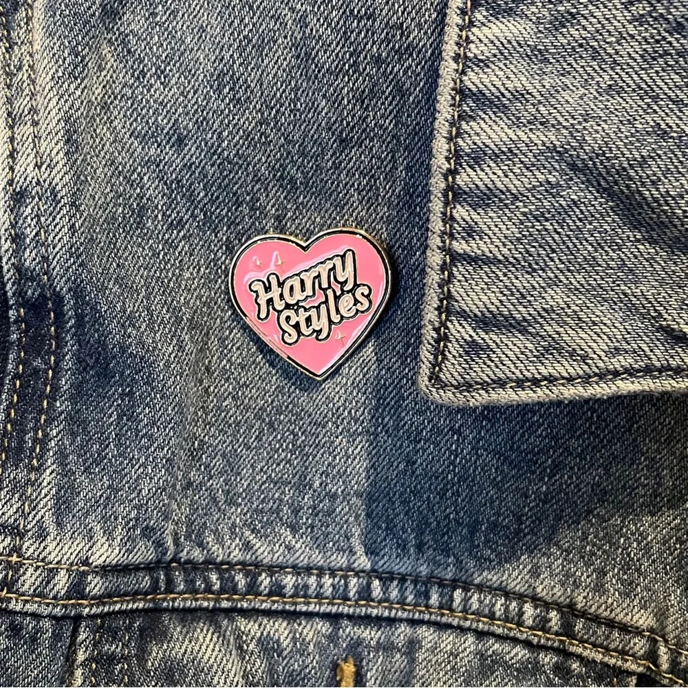 HS Heart Pin | Fan Aesthetic Pin